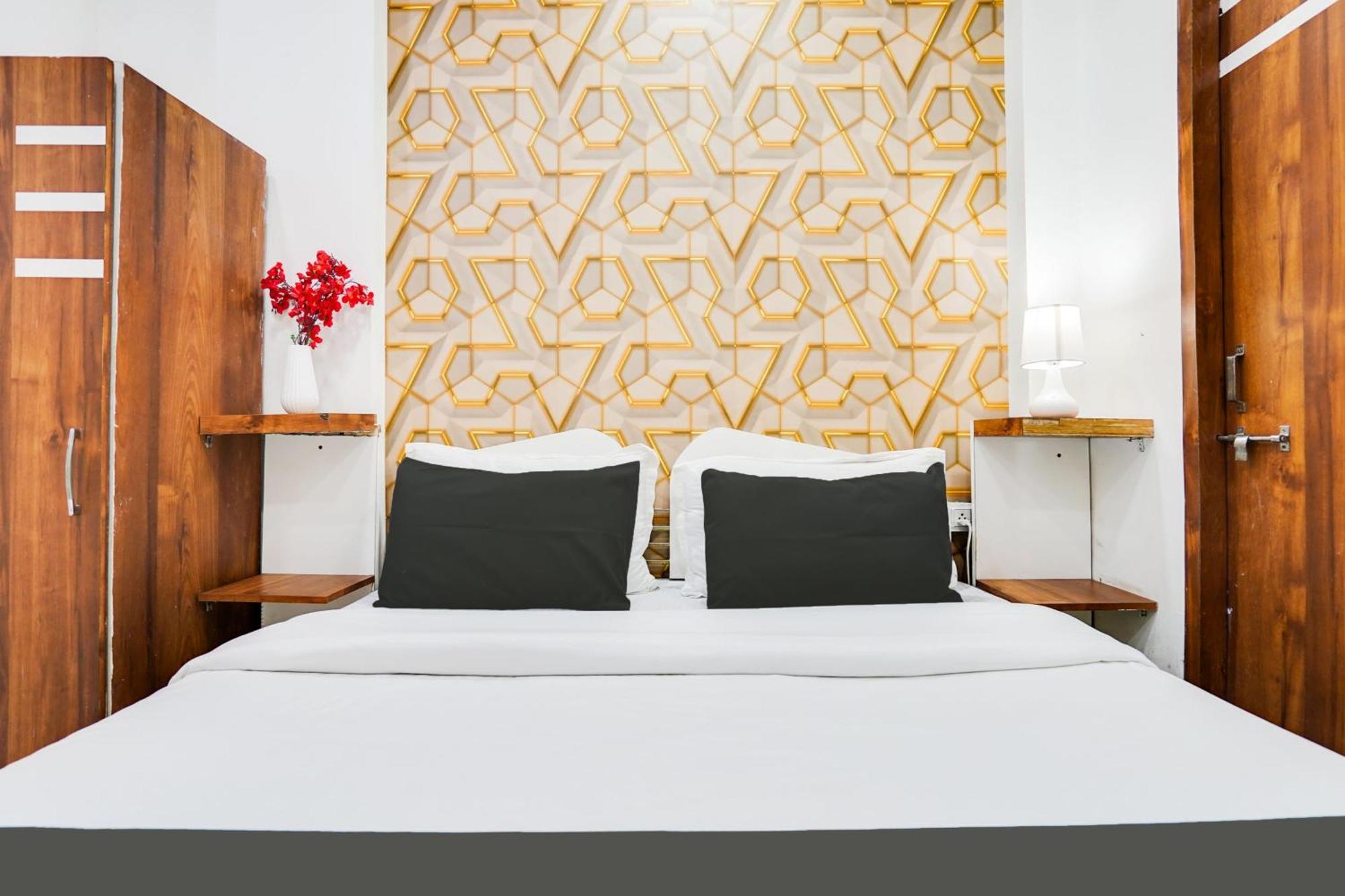 Super Oyo Hotel O Sky Wings Ajmer Ngoại thất bức ảnh