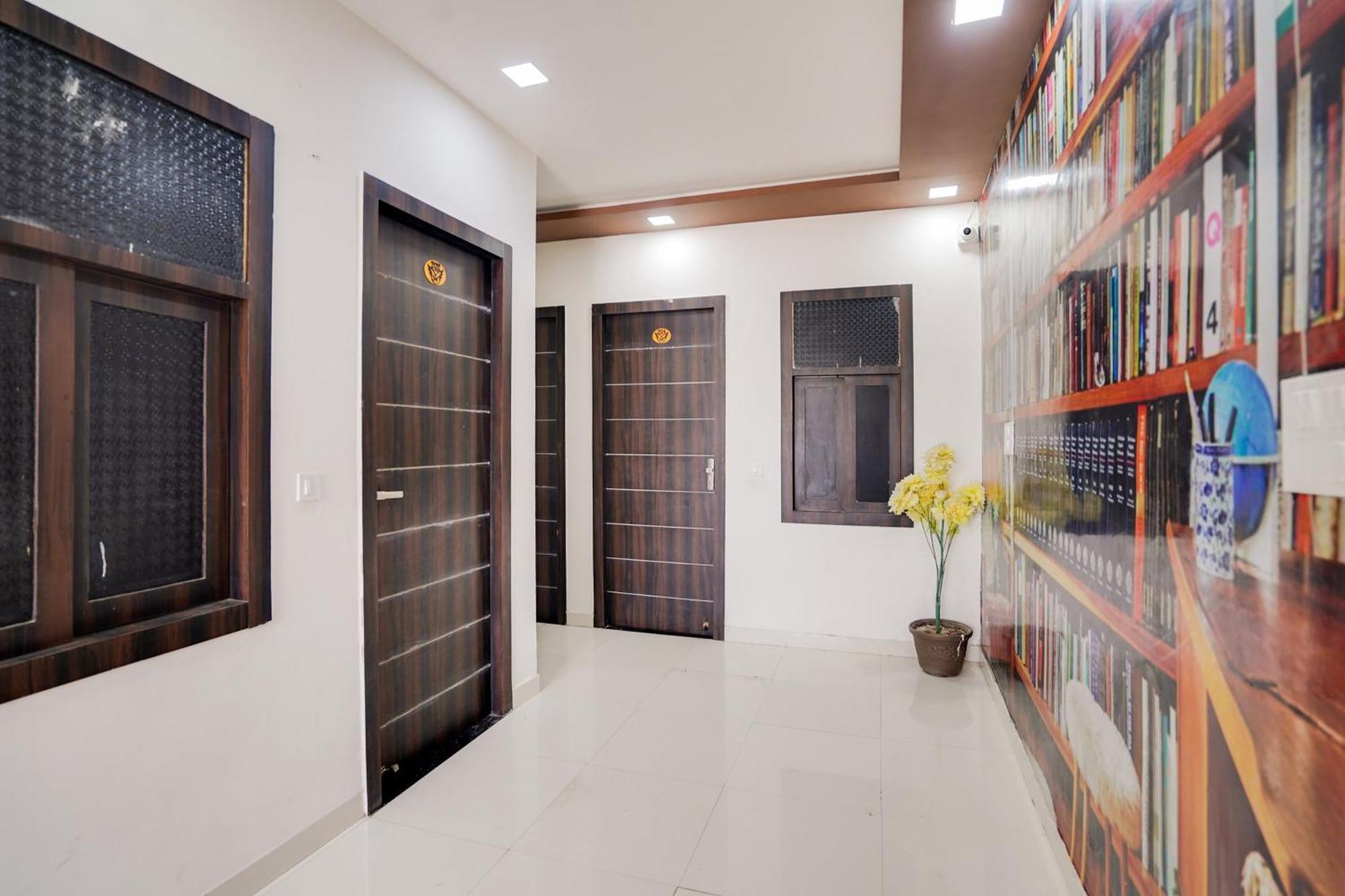 Super Oyo Hotel O Sky Wings Ajmer Ngoại thất bức ảnh